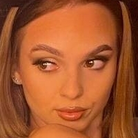 trishbabe Naken