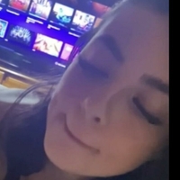 Tylenaaa Naken