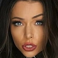 Tyra Kadney Naken