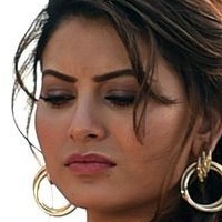 Urvashi Rautela Naken