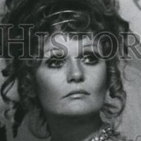 Valerie Perrine Naken
