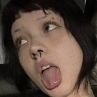 Valvampire / Peachyyval / kill.val Naken