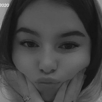 valya_ Naken