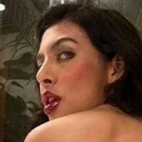 Vampira Morena Naken