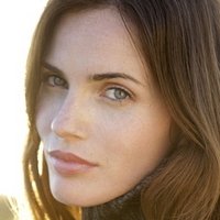 Veronica Hugo Naken