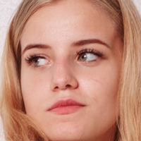 Veta George Models Naken