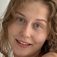 Violetta Naken