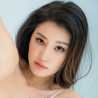 Vivi Lin Naken