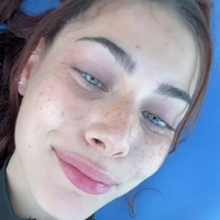 Vivi Olix Naken