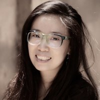 Vivian Wu Naken