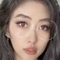 Vyxia Vyxphan Naken