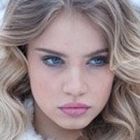 Xenia Tchoumitcheva Naken