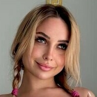 xfreakynikki Naken