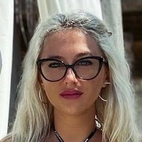 Xhulia Niсo Naken