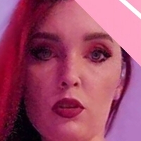 xMalin Naken