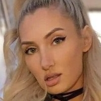 XxTessambitionxx Naken