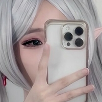y3miku Naken