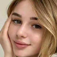 ya_yasmin Naken