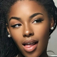 yours_queen Naken
