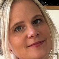 Zoe Schmidt Naken